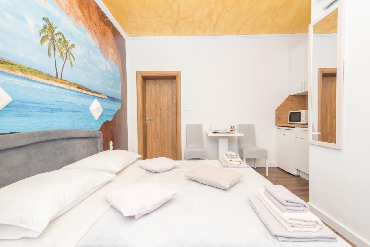 Apartments Song Of Joys Makarska Exterior foto