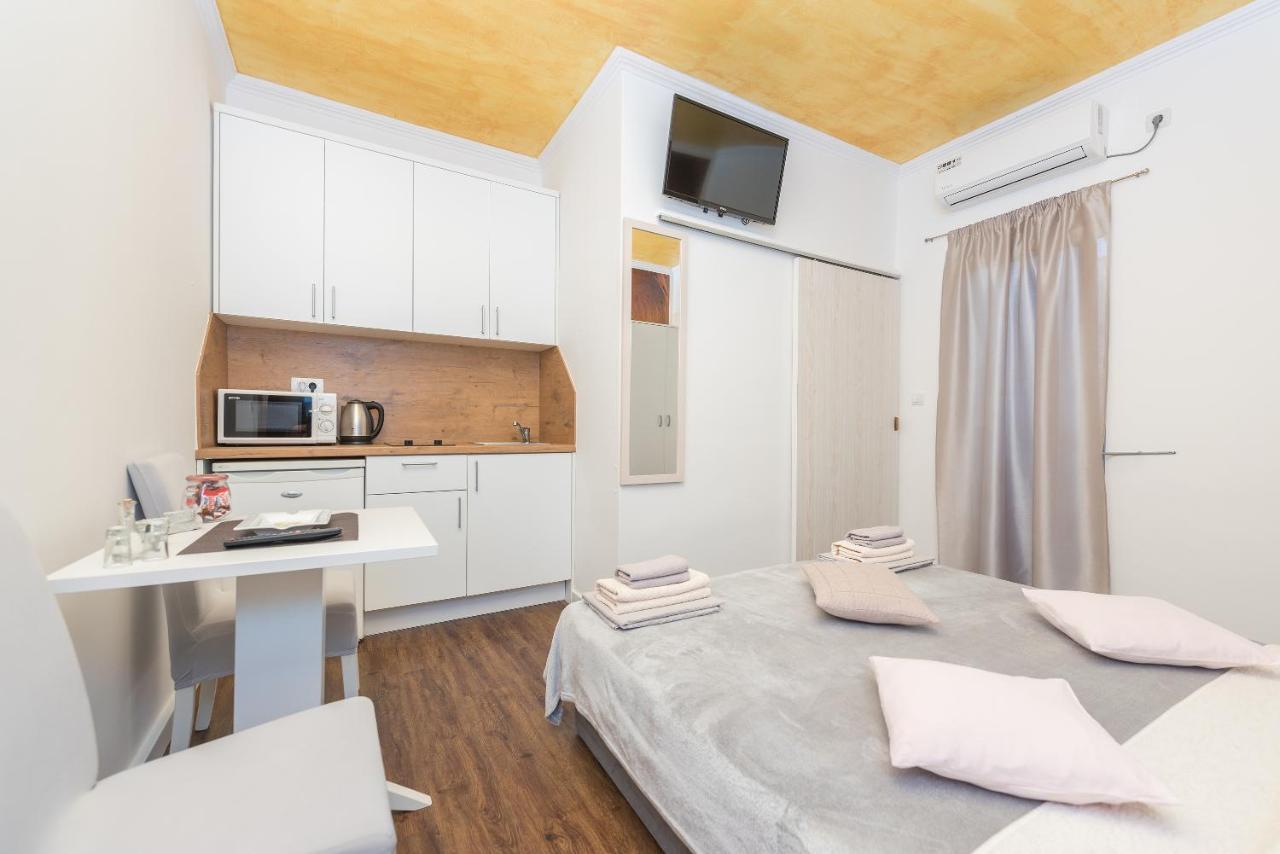 Apartments Song Of Joys Makarska Exterior foto