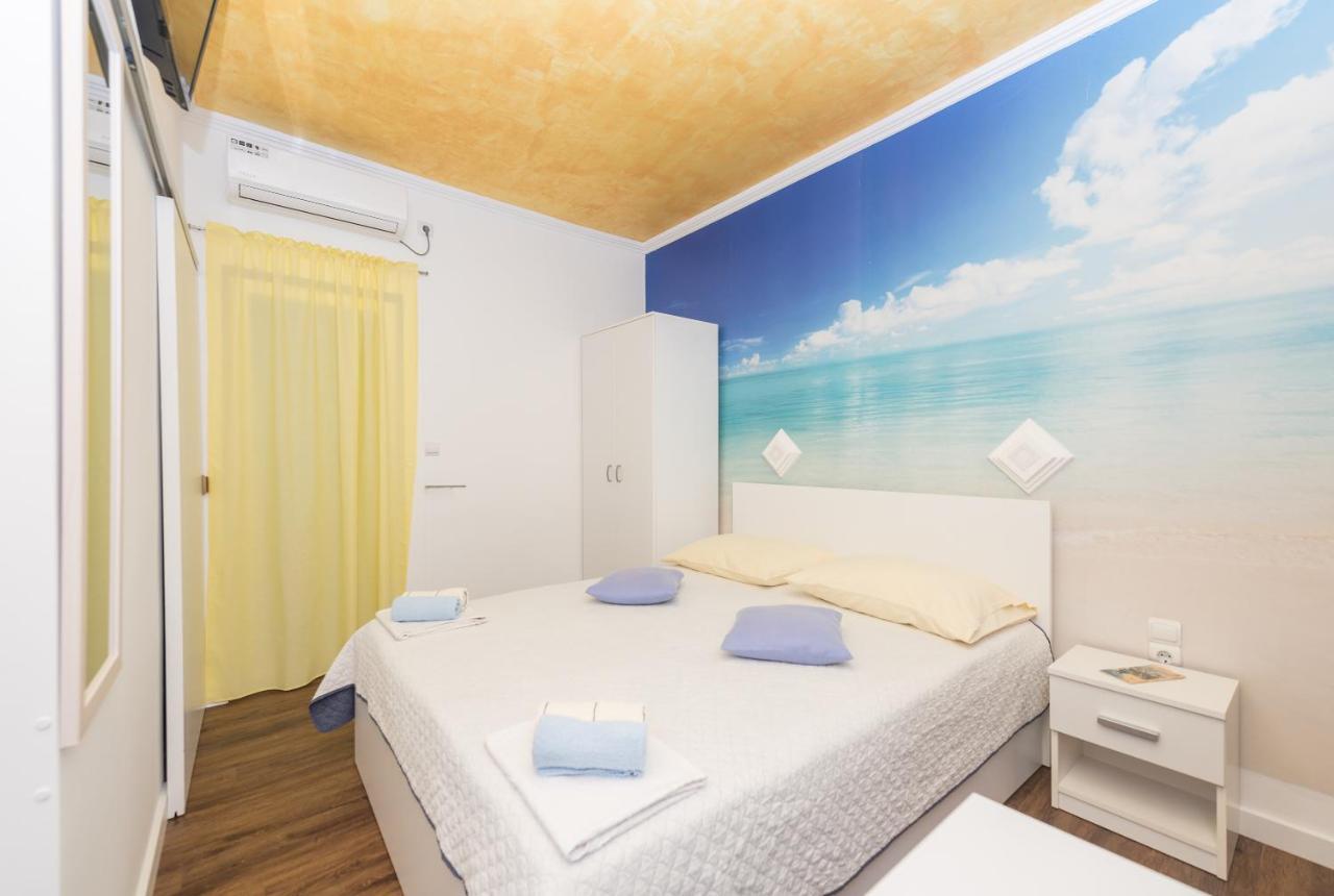 Apartments Song Of Joys Makarska Exterior foto