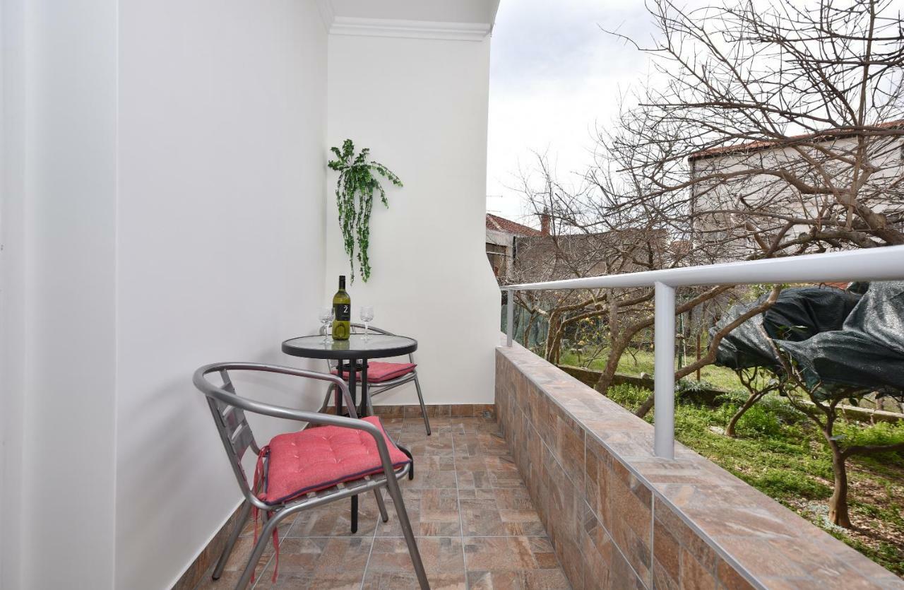 Apartments Song Of Joys Makarska Exterior foto
